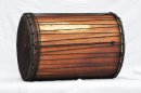 African dundun: Mali dundunba djun djun drum in lingue