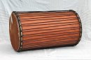 African dundun: Mali dundunba djun djun drum in lingue