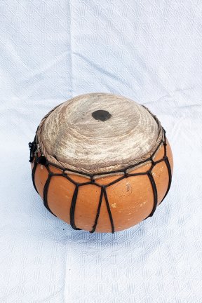 Bendre baradunun Calabash drum of Burkina Faso