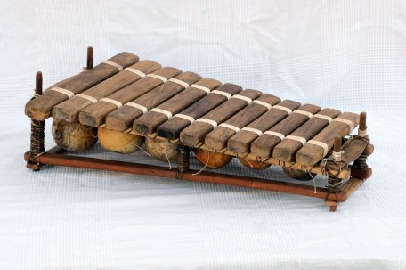 Burkina Faso diatonic balafon 12 keys