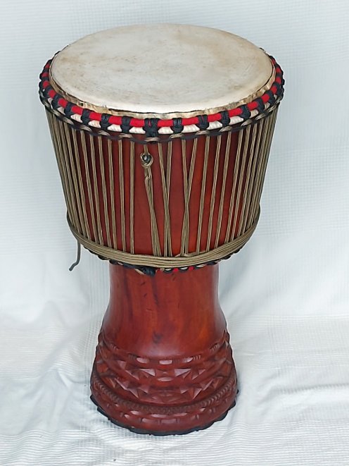 Mahogany (djala) Guinea djembe - High end djembe