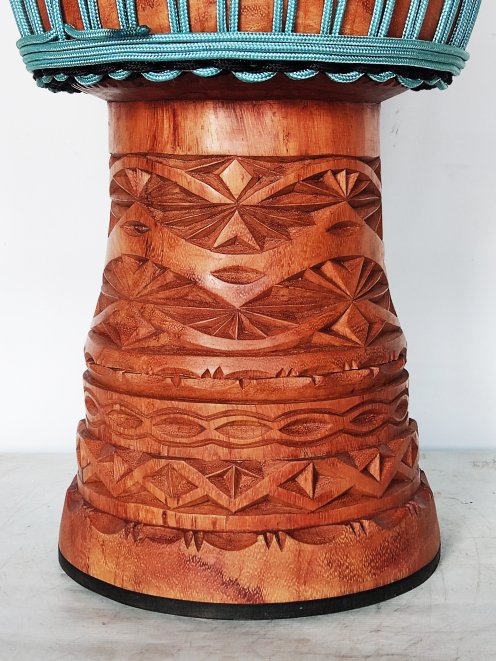 Custom-made djembe - Signature Guinea djembe