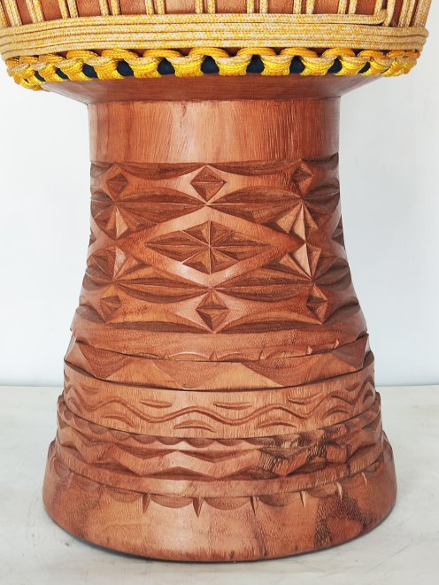 Custom-made djembe - Signature Guinea djembe