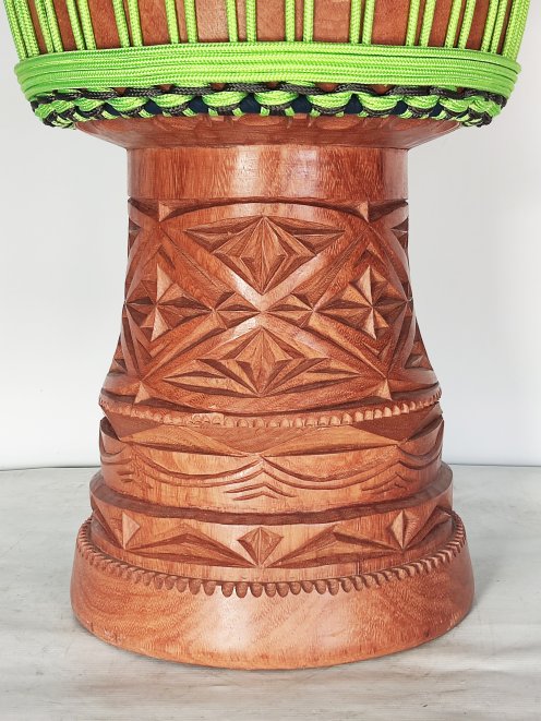 Custom-made djembe - Signature Guinea djembe
