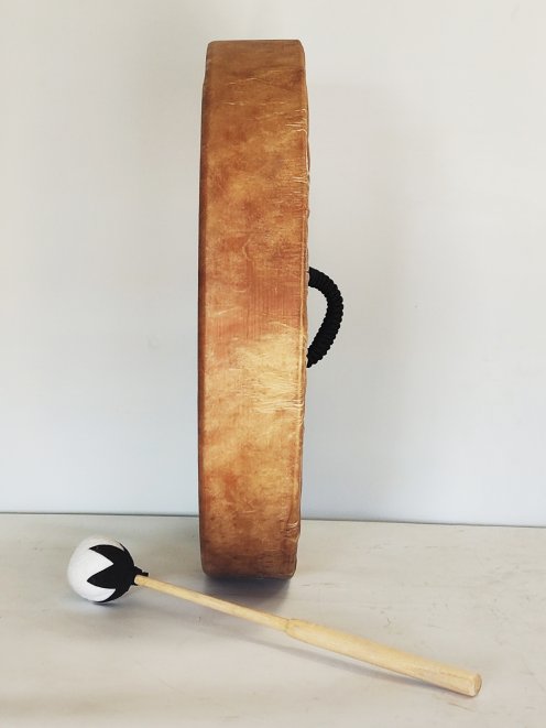 Shamanic drum for ceremonies and sacred rituals - Shamanic drum Depilated cow skin 18″ 