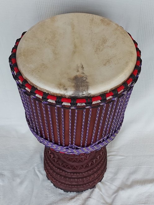 Mahogany (djala) Guinea djembe - High end djembe
