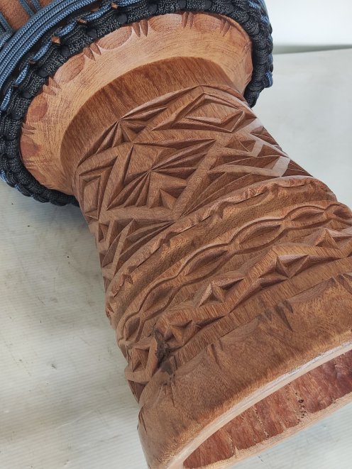 Custom-made djembe - Signature Guinea djembe