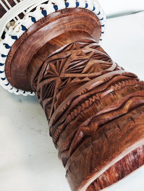 Custom-made djembe - Signature Guinea djembe