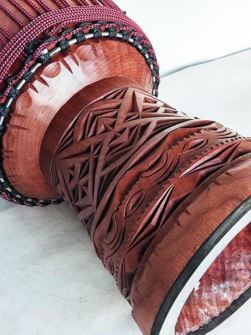 Custom-made djembe - Signature Guinea djembe