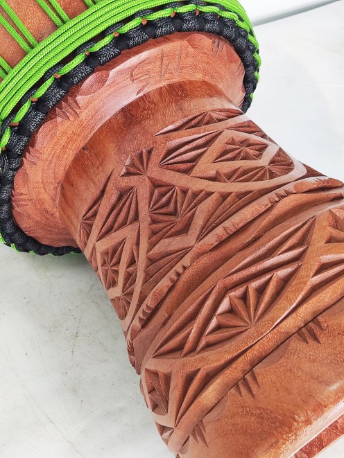 Custom-made djembe - Signature Guinea djembe