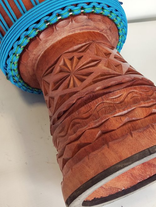 Custom-made djembe - Signature Guinea djembe