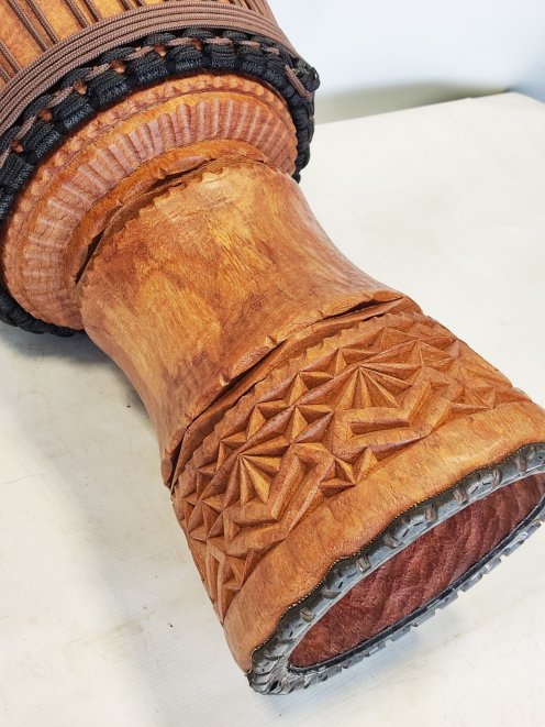 Lengue Guinea djembe - High end djembe