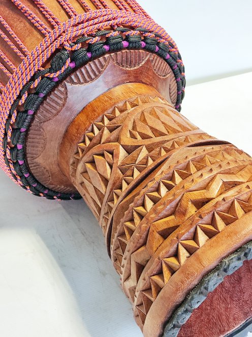 Custom-made djembe - Signature Guinea djembe 6673