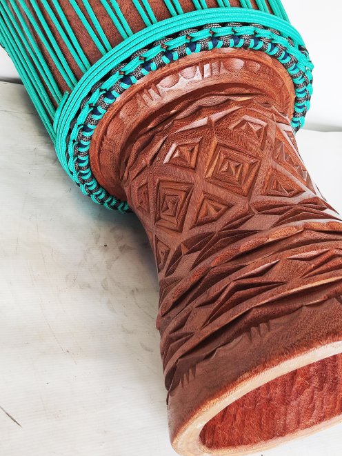 Custom-made djembe - Signature Guinea djembe