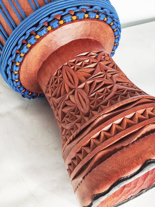 Custom-made djembe - Signature Guinea djembe