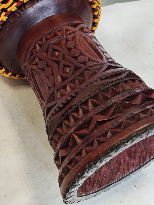 Custom-made djembe - Signature Guinea djembe