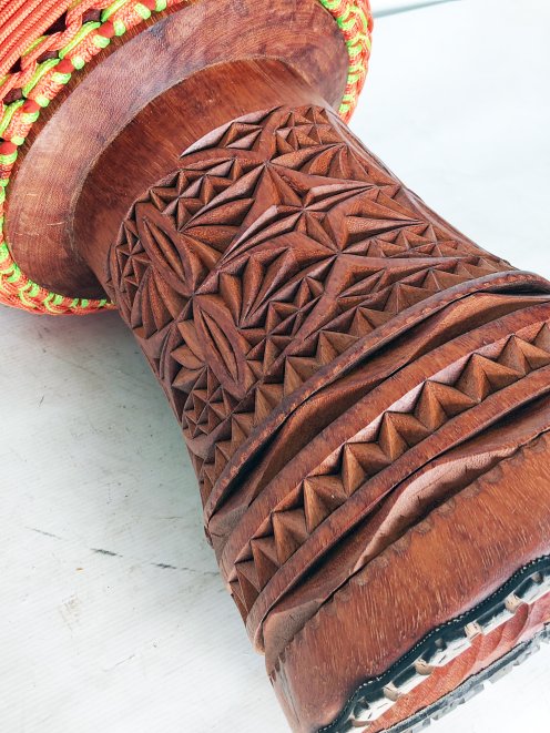 Custom-made djembe - Signature Guinea djembe