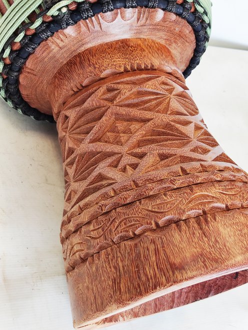Custom-made djembe - Signature Guinea djembe