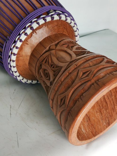 Custom-made djembe - Signature Guinea djembe