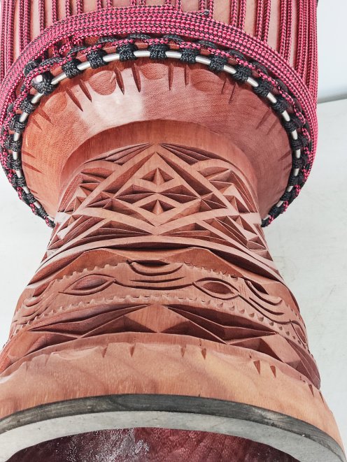 Custom-made djembe - Signature Guinea djembe