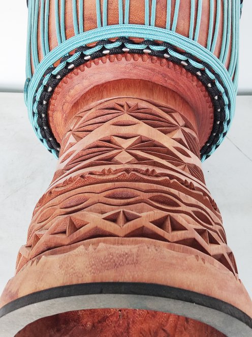 Custom-made djembe - Signature Guinea djembe