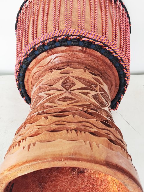Custom-made djembe - Signature Guinea djembe