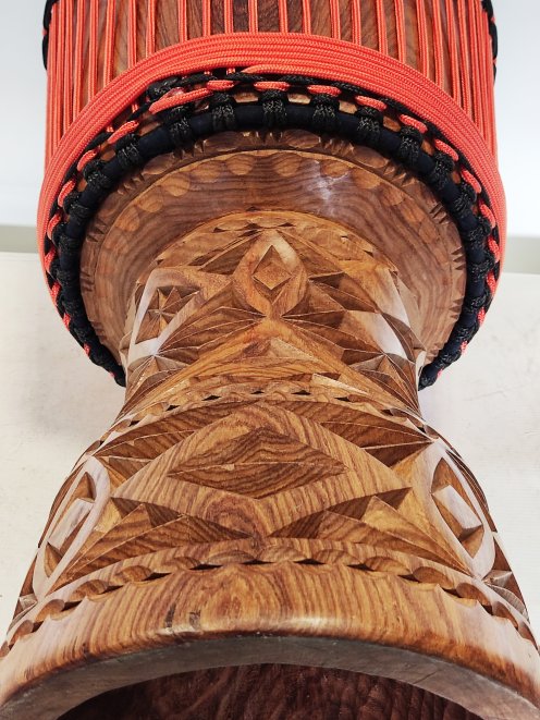 Custom-made djembe - Signature Guinea djembe