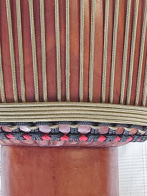 Mahogany (djala) Guinea djembe - High end djembe