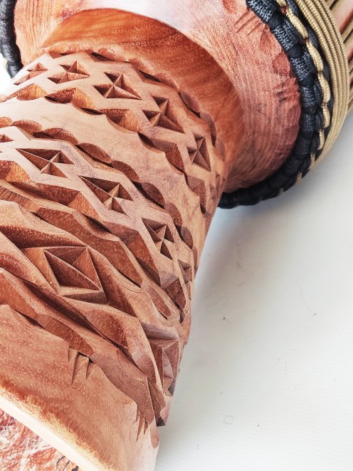 Custom-made djembe - Signature Guinea djembe