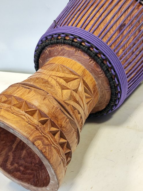 Rosewood (gueni) Guinea djembe - High end djembe