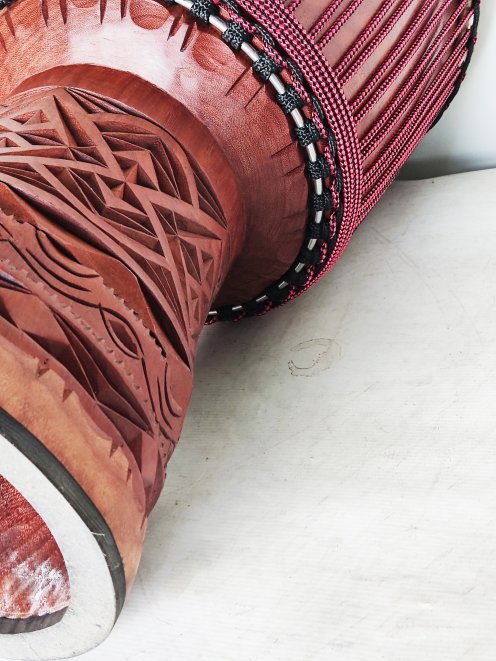 Custom-made djembe - Signature Guinea djembe