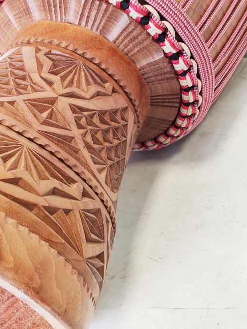 Custom-made djembe - Signature Guinea djembe