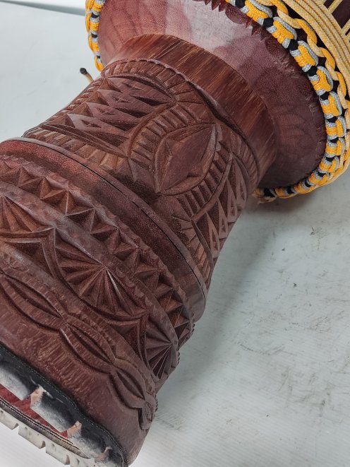 Custom-made djembe - Signature Guinea djembe