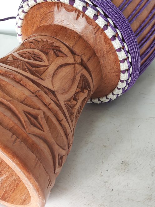 Custom-made djembe - Signature Guinea djembe