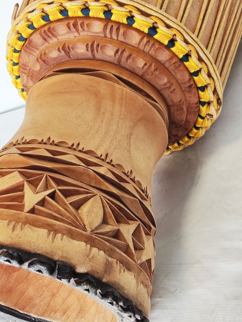 Custom-made djembe - Signature Guinea djembe