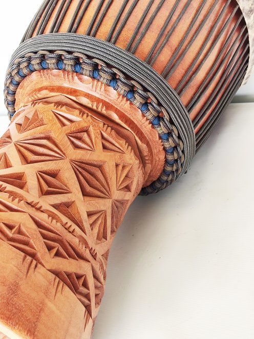 Custom-made djembe - Signature Guinea djembe