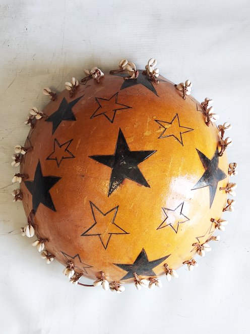 Gita - Calabash with cowries
