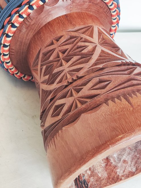 Custom-made djembe - Signature Guinea djembe