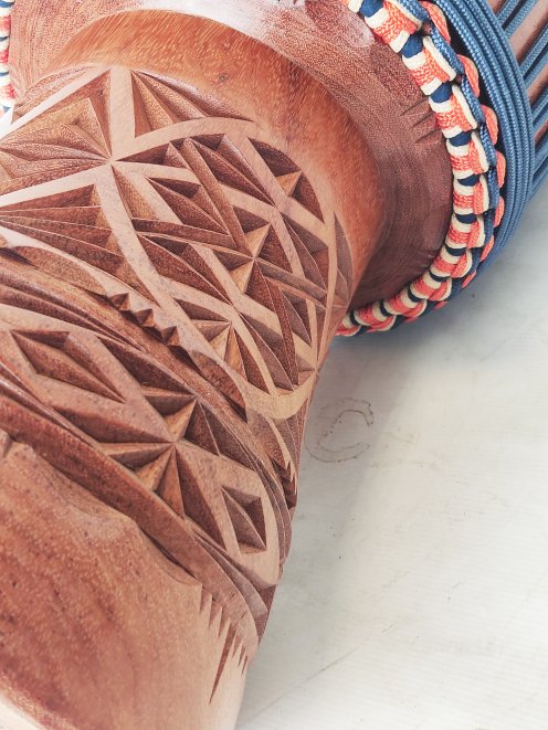 Custom-made djembe - Signature Guinea djembe