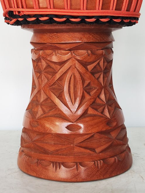 Custom-made djembe - Signature Guinea djembe