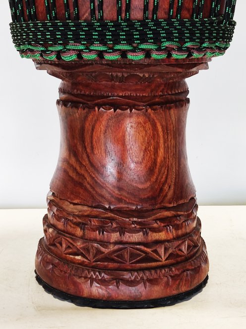 Custom-made djembe - Signature Guinea djembe