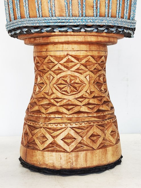 Custom-made djembe - Signature Guinea djembe