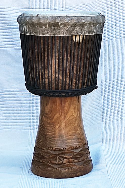 Rosewood (gueni) Guinea djembe - High quality djembe