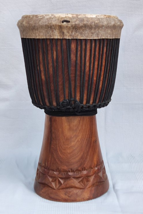 Rosewood (gueni) Guinea djembe - High quality djembe