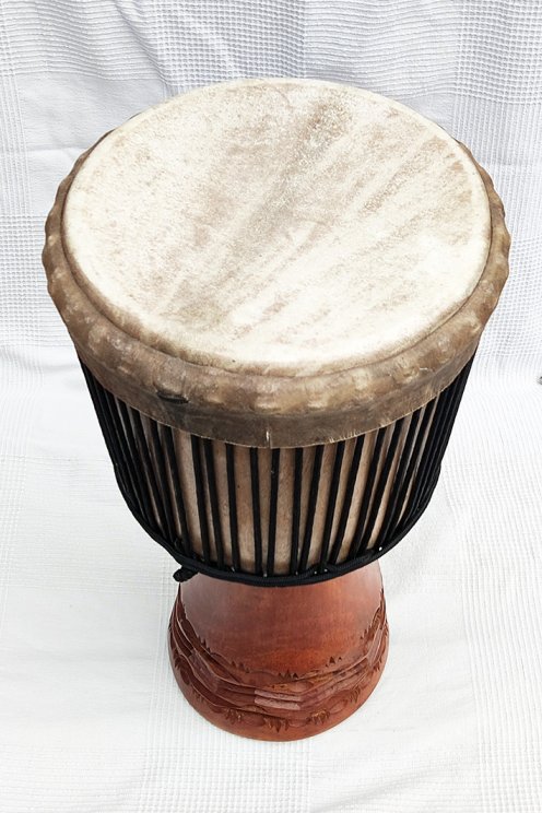 Guinea professional djembe
