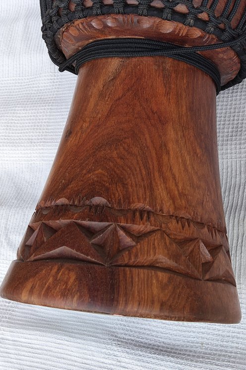 Rosewood (gueni) Guinea djembe - High quality djembe