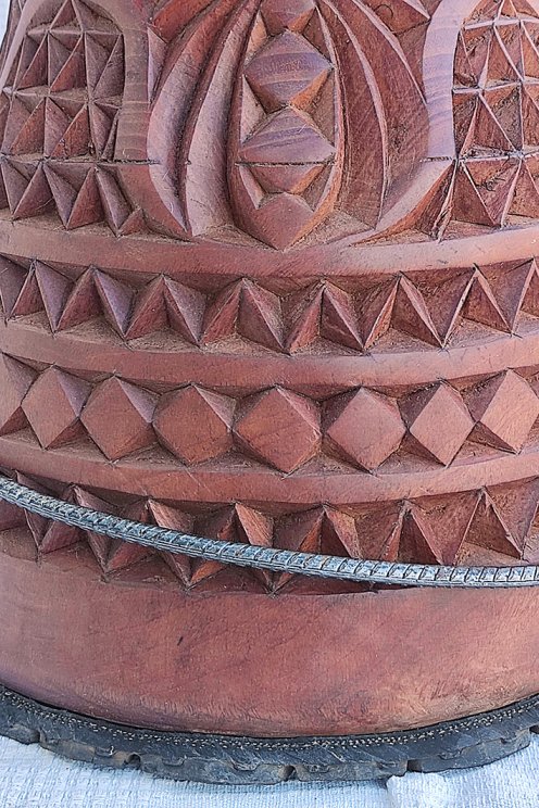 Mahogany (djala) Guinea djembe shell - High end djembe