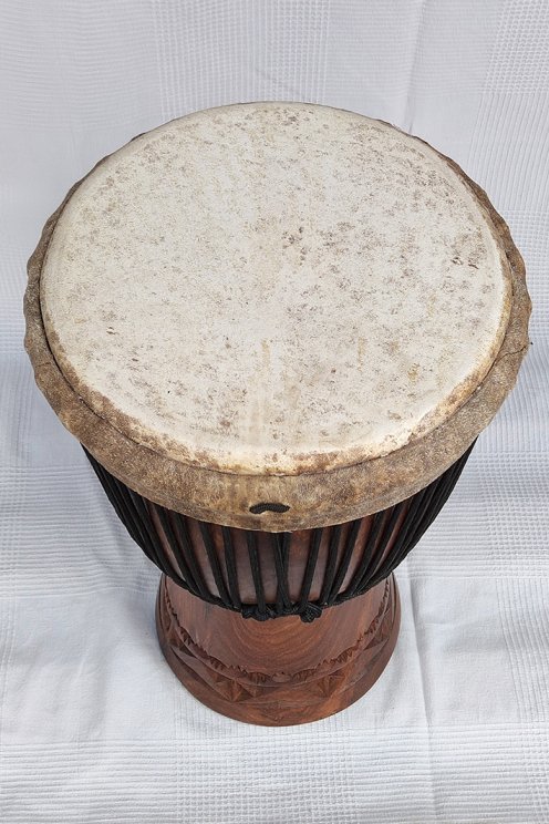 Rosewood (gueni) Guinea djembe - High quality djembe