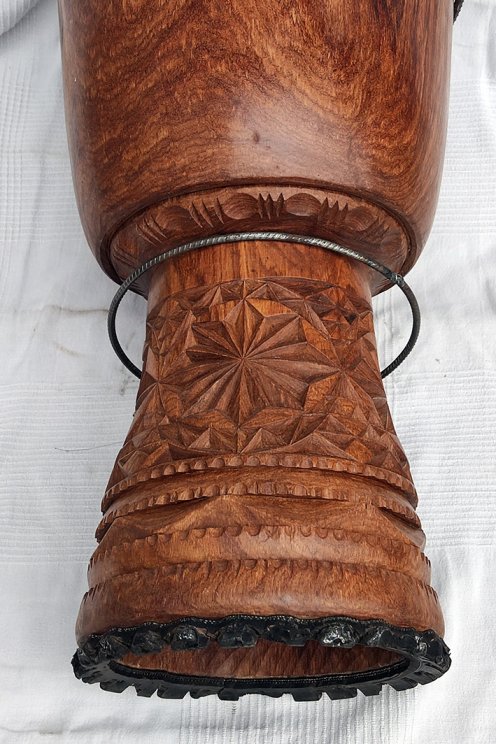Rosewood (gueni) Guinea djembe shell - High end djembe
