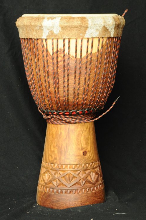 Grand djembé Guinée Top en guéni : djembe guinéen en goni (vène)